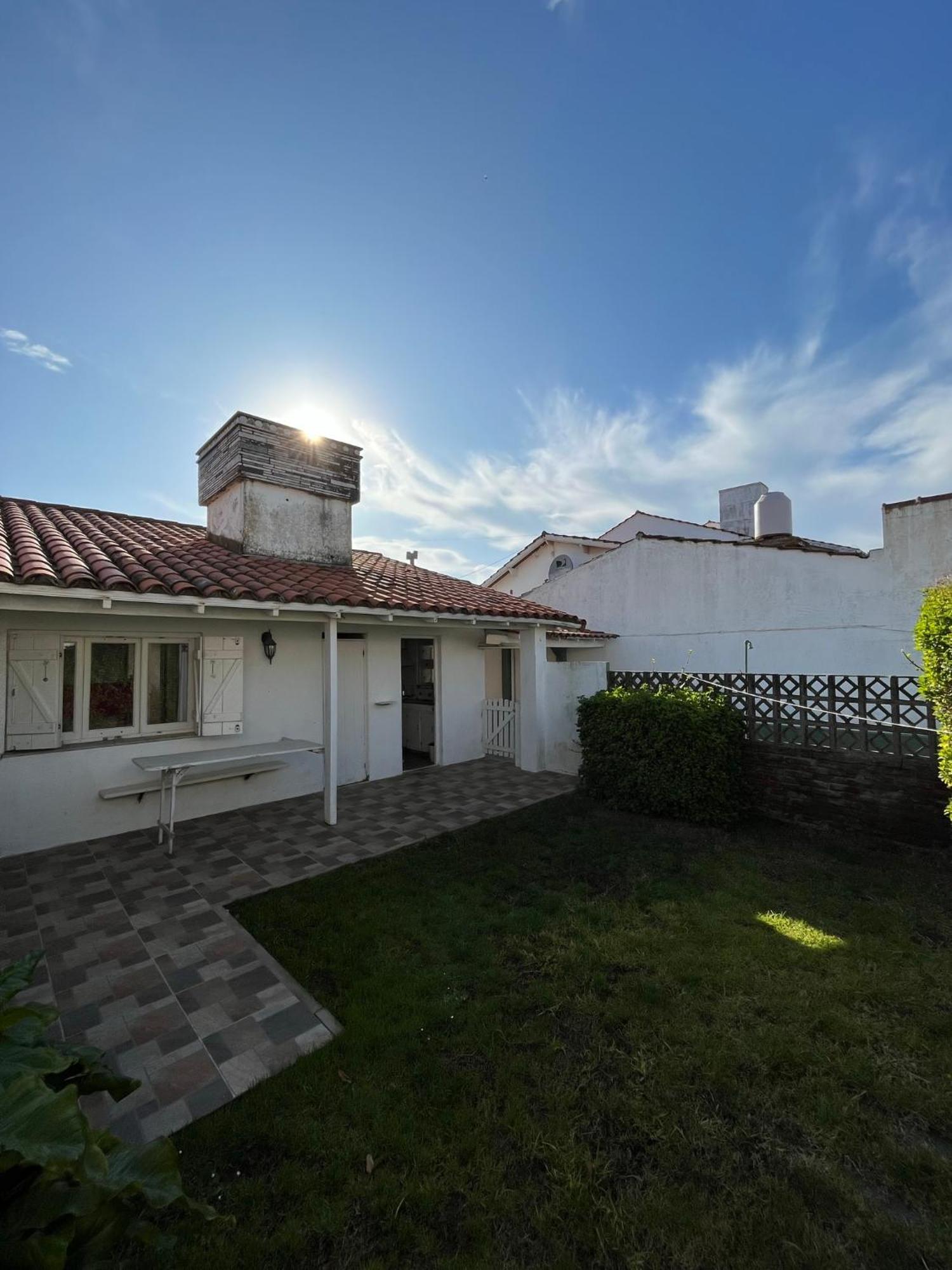 Junto Al Mar Y Centro De Santa Clara, Dos Casas Apartment